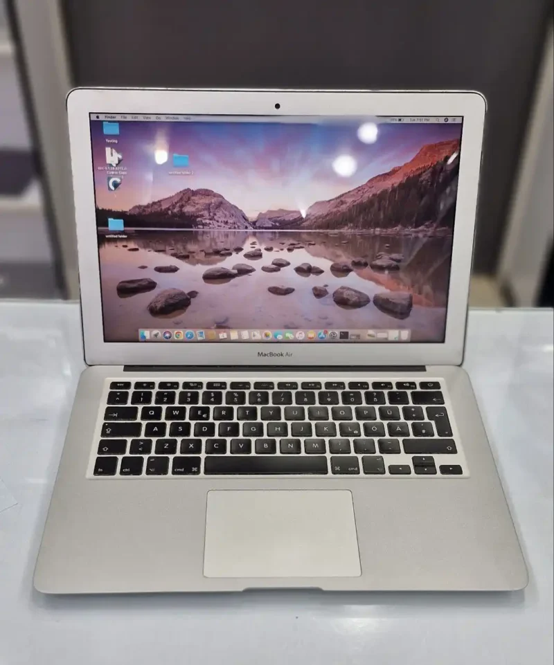 APPLE MacBook Air A1466